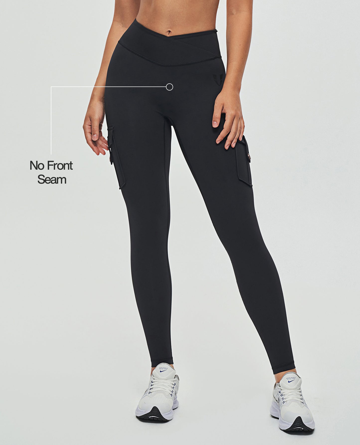 V-waist Cargo Leggings - Black